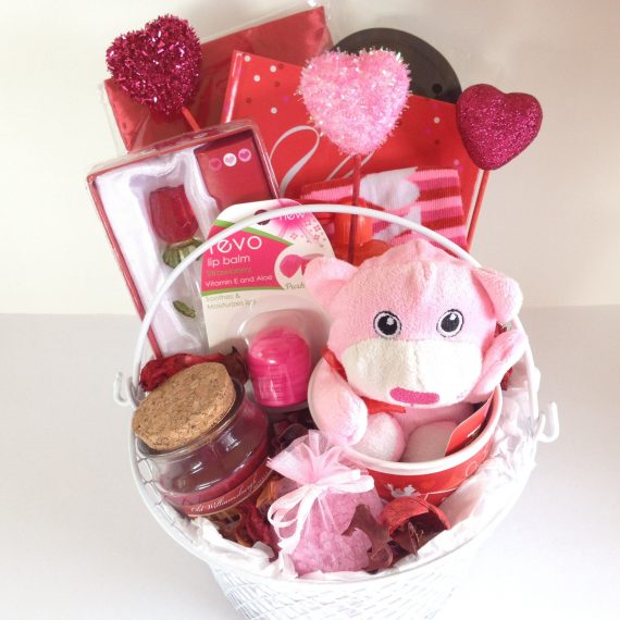 GIFT-BASKET-PINK-RED-GIRLY-FRIEND-YOUNG-LOVE-GIRLFRIEND-TEEN-ANYTIME-BIRTHDAY-0