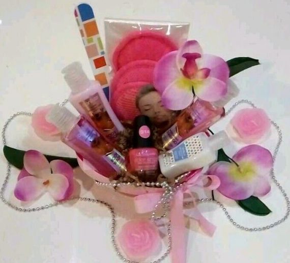 Mom-Girlfriend-Gift-Basket-Pink-Facial-Nail-Polish-Bath-Body-Lotion-Shower-Gel-0